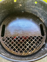 Load image into Gallery viewer, Que-Tensils Pit Barrel Hot Plate set up with BBQ B.O.I Grate Mates